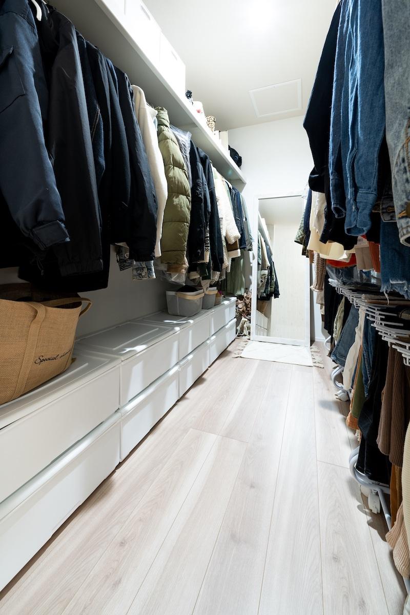 千葉県東金市前之内の売買物件/収納力の高いウォークインクローゼット