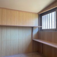 千葉県茂原市三ヶ谷の売買物件/玄関入ってすぐ右側になる納戸。きれいに直されており、そのまま使えそう