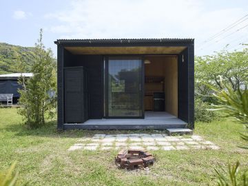 千葉県南房総市白浜町滝口の売買物件/海を見下ろす校庭に、小屋を持つという選択