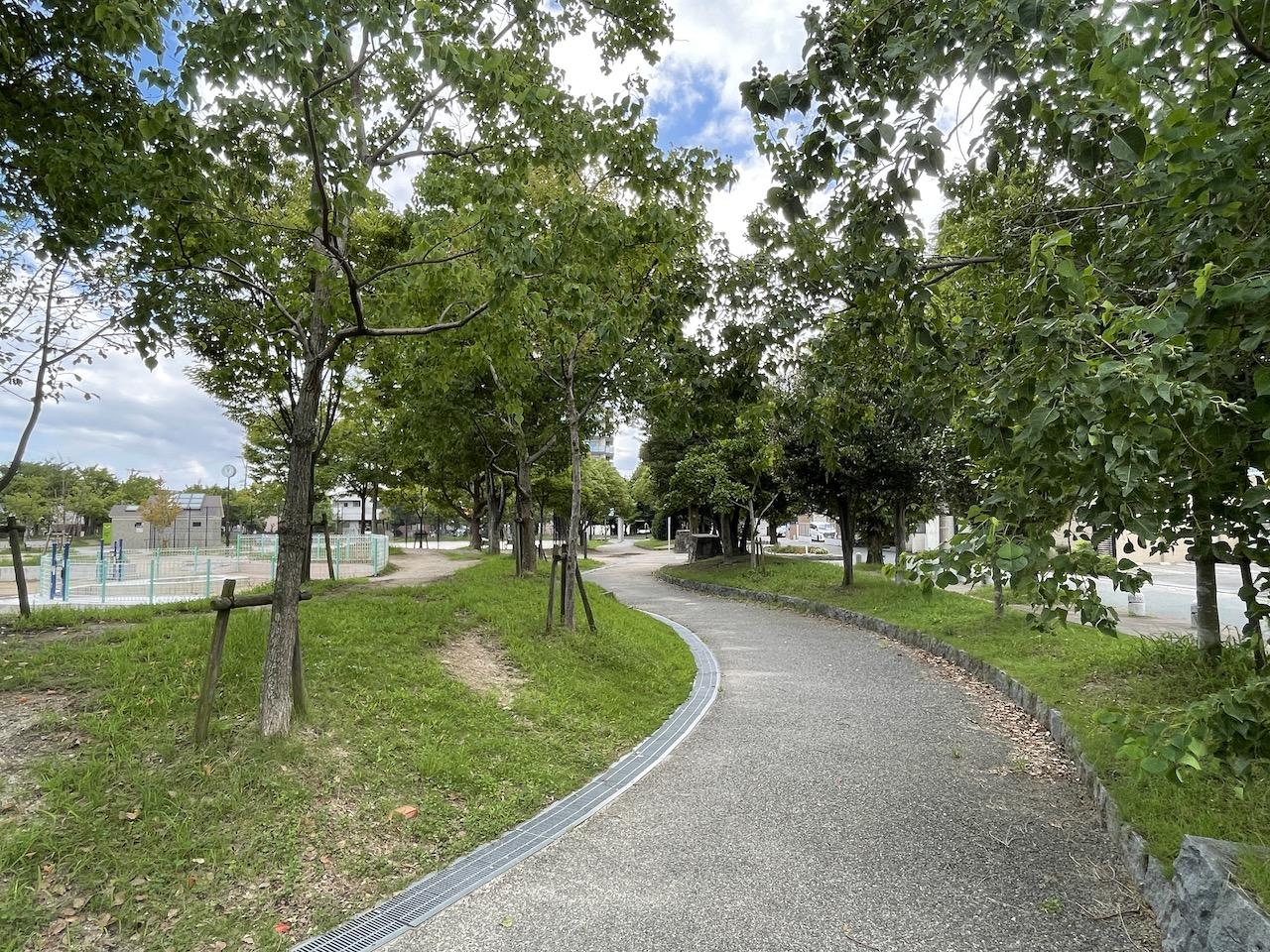 近くの公園もお散歩に最高。