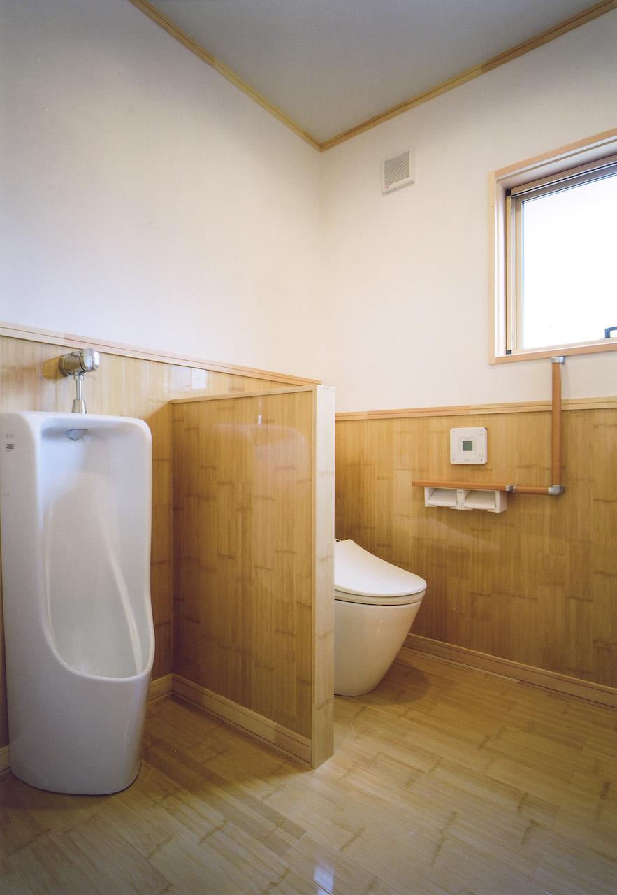 トイレは別にもう一つあります