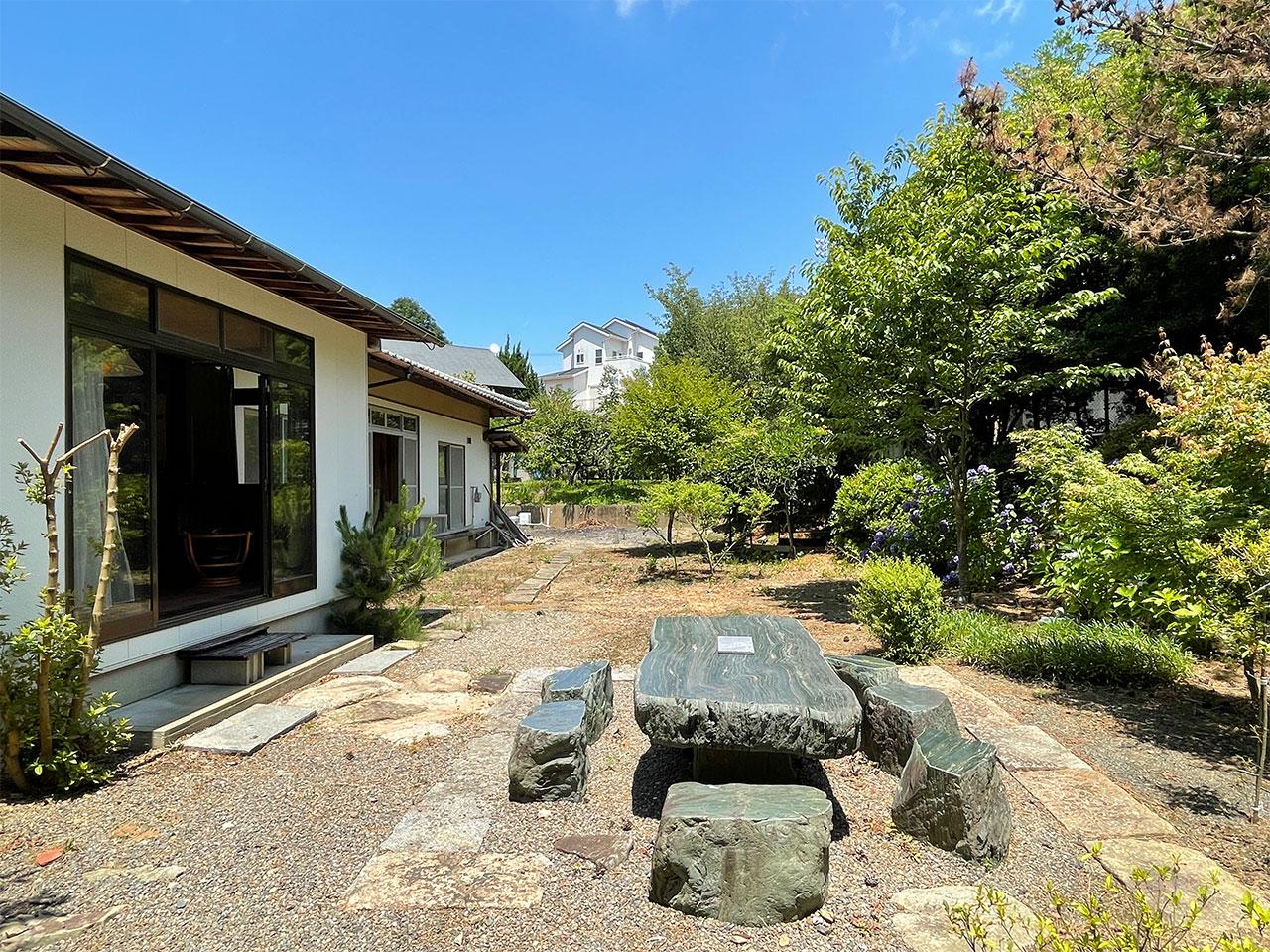 約350坪の土地に平屋