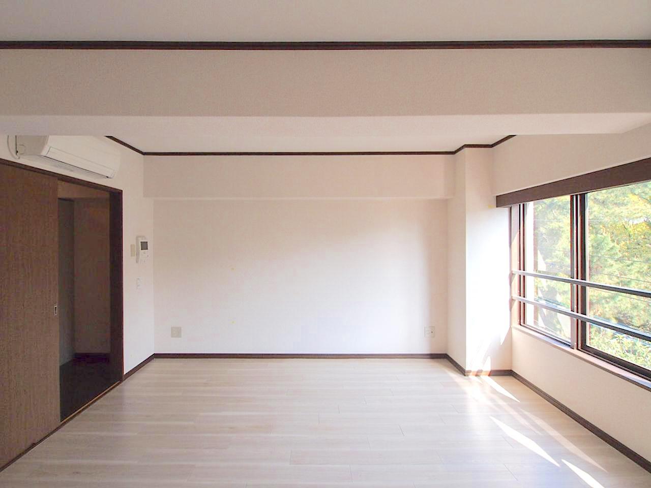 福岡市中央区大濠公園の賃貸物件/明るい室内