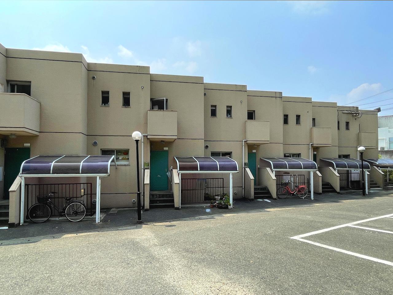 こんにちは!とズラーっと並んでます。