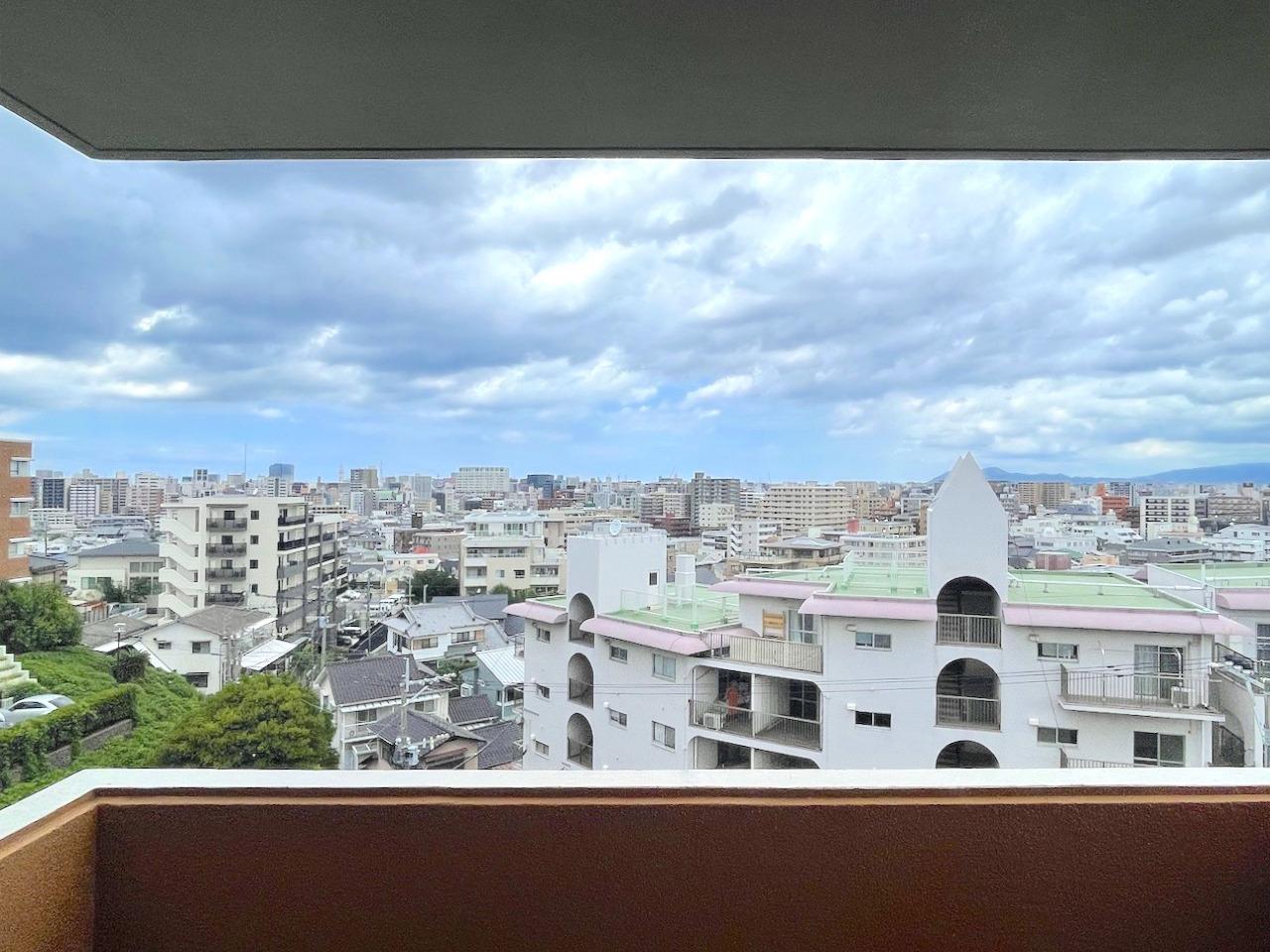 福岡市南区高宮の売買物件/バルコニーは広めの仕様