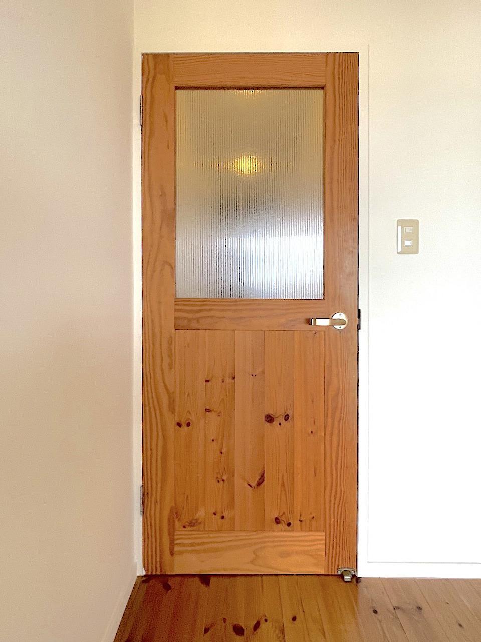 福岡市南区高宮の売買物件/木製の建具。