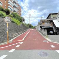福岡市南区高宮の売買物件/横の坂は急なのでご注意を。