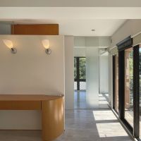 福岡市中央区六本松の賃貸物件/寝室。デスクもございます。