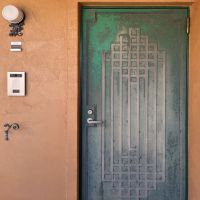 福岡市中央区六本松の賃貸物件/玄関扉がもうたまらんのよ。