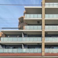 福岡市城南区鳥飼の賃貸物件/階段のようなフォルムの外観。ルーバル付きの部屋は希少です！