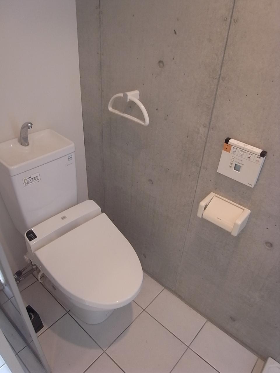 トイレもスタイリッシュな雰囲気ですね。