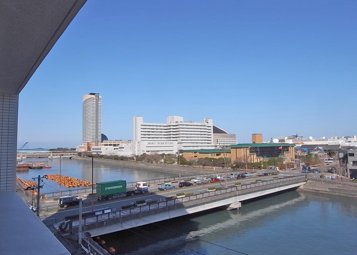 右を向いても左を向いても水景