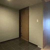 福岡市中央区桜坂の賃貸物件/玄関も広々。