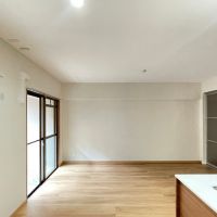 福岡市中央区大名の売買物件/優しい光が差し込むリビング。