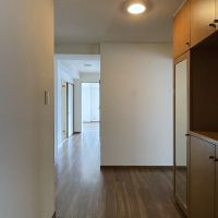 福岡市中央区小笹の賃貸物件/ゆったりとした雰囲気の玄関。