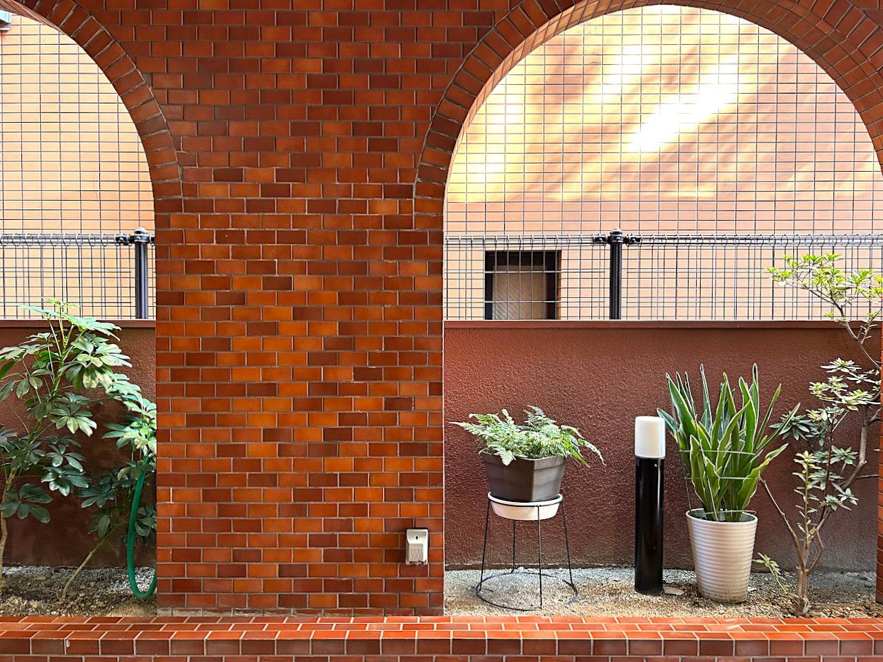 福岡市中央区荒戸の賃貸物件/共用部はヴィンテージな雰囲気。