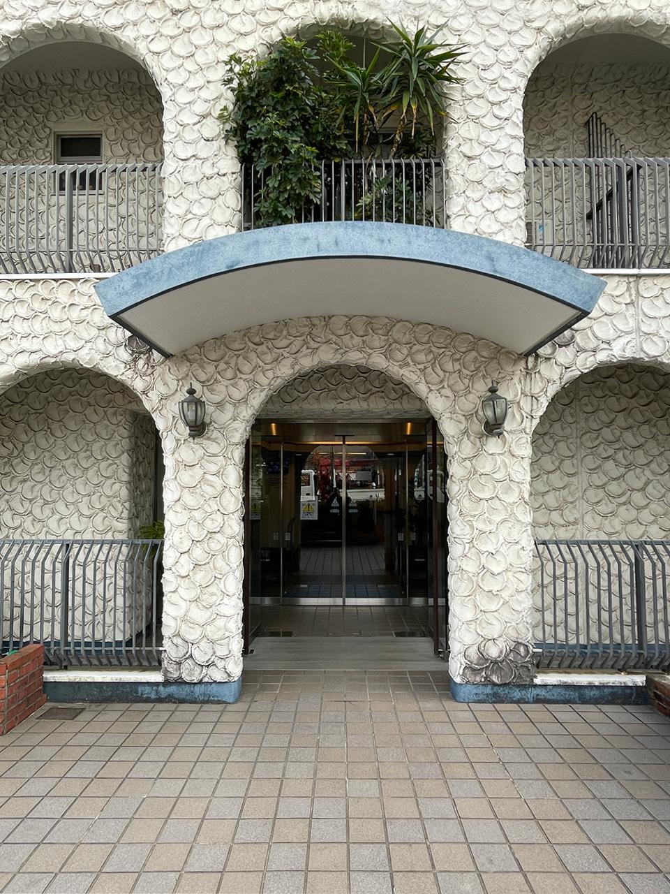 福岡市南区高宮の売買物件/丸みを帯びた可愛らしいエントランス。