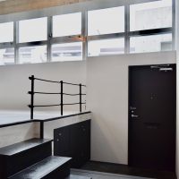 福岡市東区香椎浜の賃貸物件/玄関の高さで見てもらえると、天井の高さが伝わるかと。