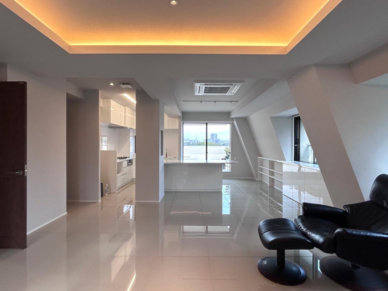 福岡市中央区大濠の賃貸物件/間接照明つけるとこんな感じ。