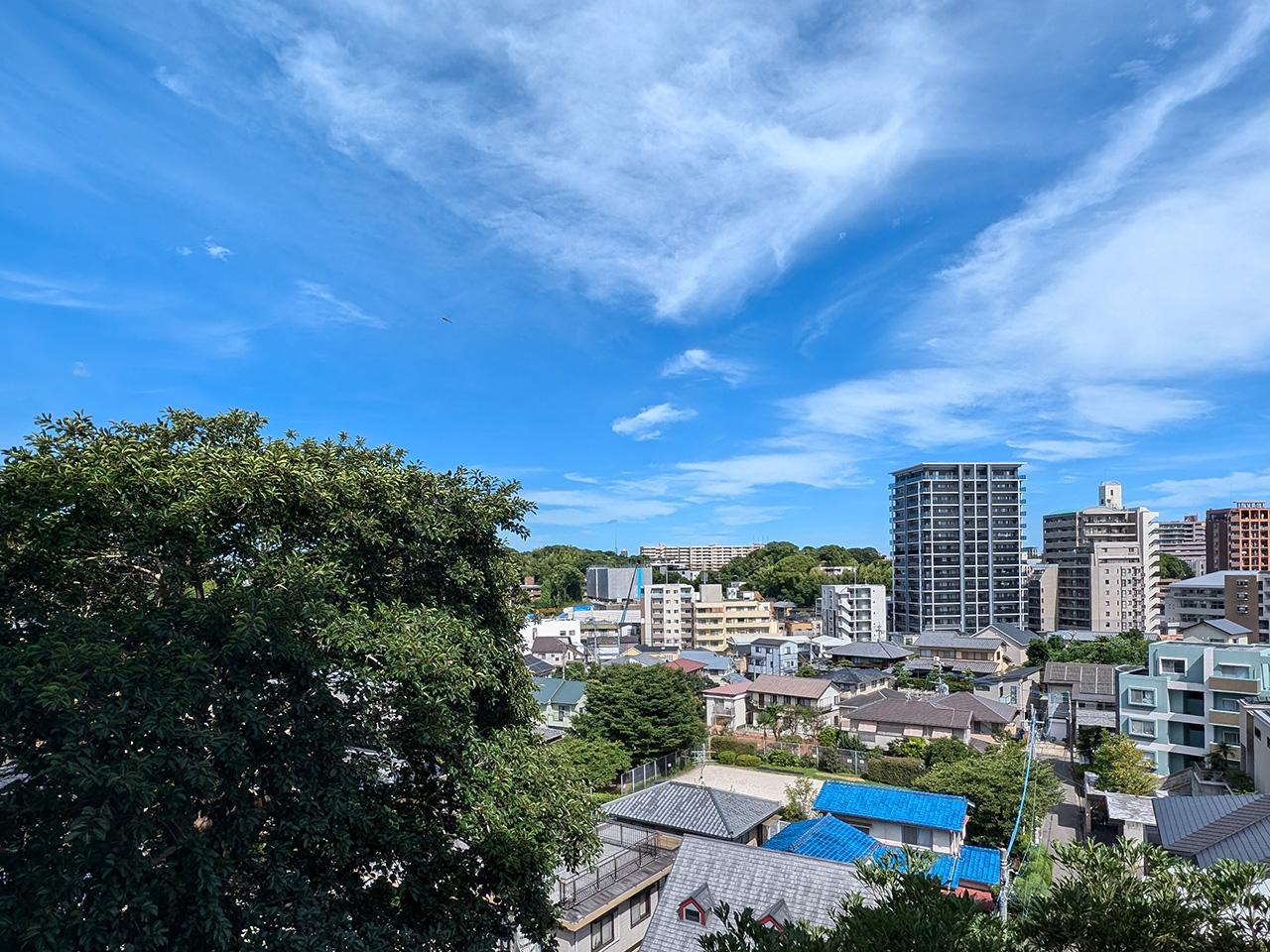 福岡市中央区桜坂の賃貸物件/高台の恩恵をしっかりと受けています(4階別部屋の景色です)