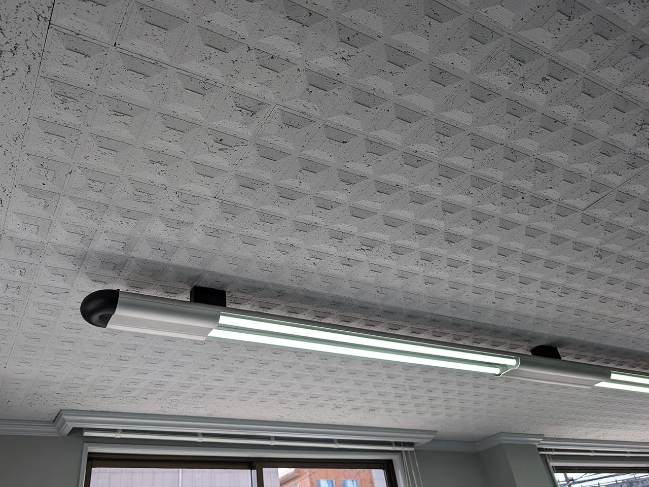 福岡市中央区白金の賃貸物件/照明もなんだかあまり見慣れない形でかっこいい。