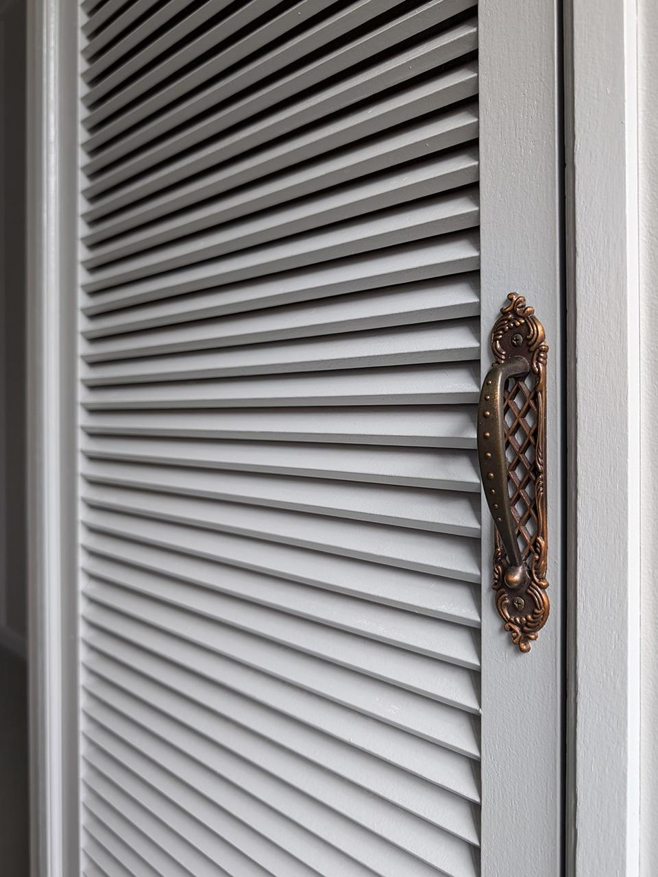 福岡市中央区白金の賃貸物件/金具も建具もいちいちレトロかわいい。