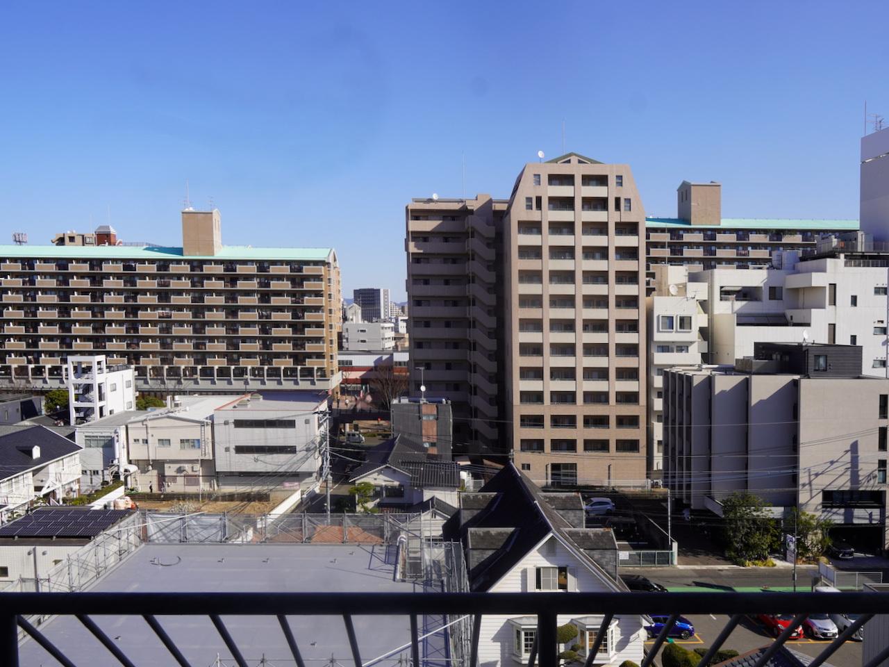 福岡市南区高宮の売買物件/バルコニーからの眺め。抜け感もあって気持ちが良い区画です。