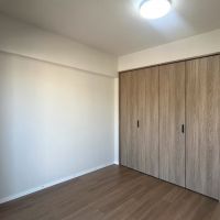 福岡市南区高宮の売買物件/各部屋にクローゼットがついています。