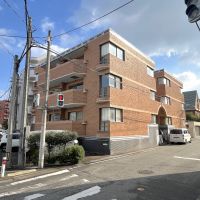 福岡市南区高宮の賃貸物件/周囲も低層の建物が多く、静かで利便性の良い立地。