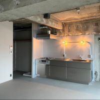 福岡市博多区奈良屋町の売買物件/素材感を楽しめるお部屋です。