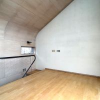福岡市東区香椎浜の賃貸物件/個人的に、この天井がいちばん好きなポイントかも。緩やかなカーブのラインが美しい。
