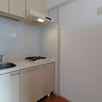 福岡市中央区今泉の賃貸物件/小振りながら2口コンロ付き。