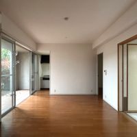 福岡市西区小戸の賃貸物件/奥にキッチン。