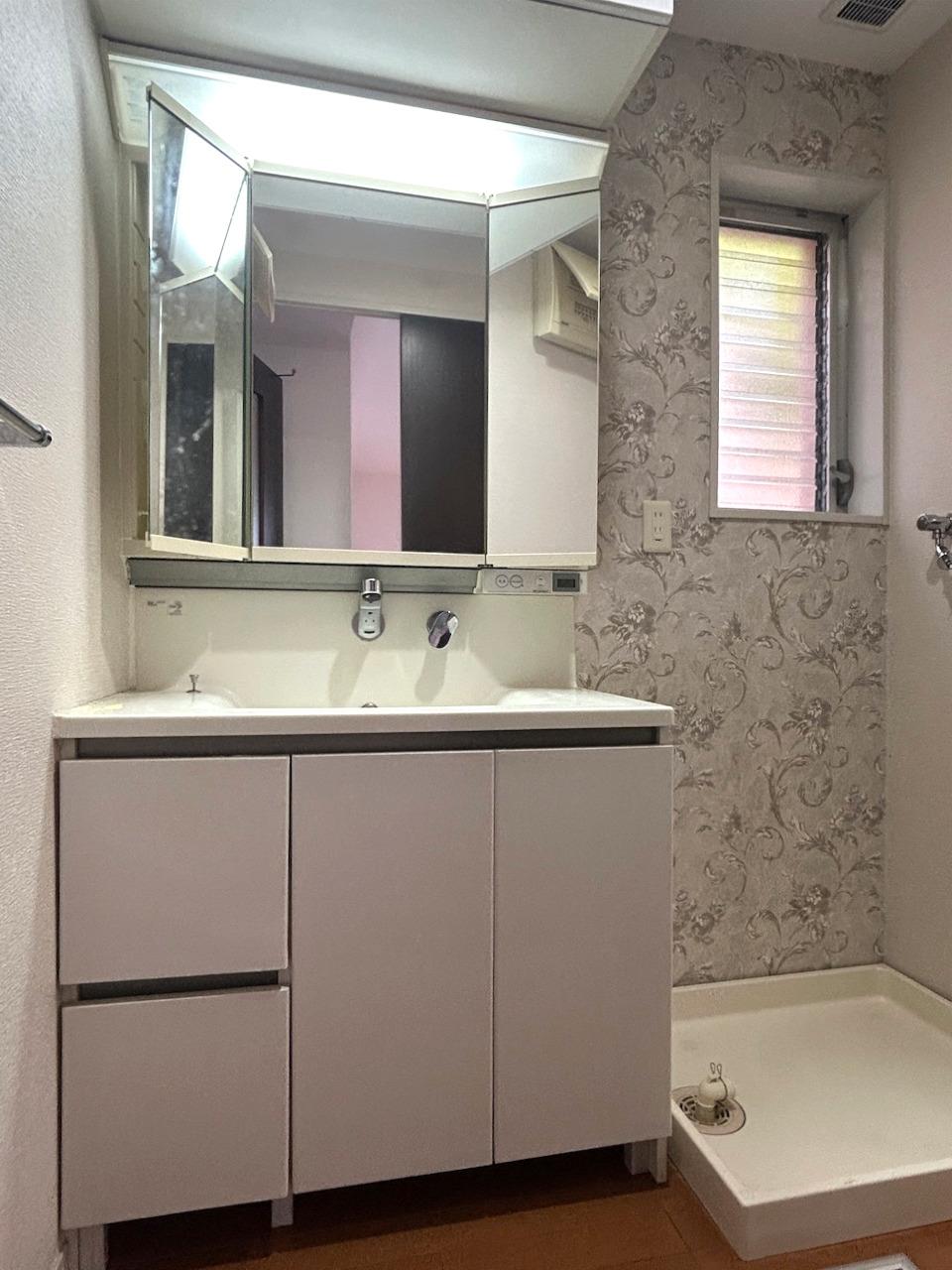 福岡市西区小戸の賃貸物件/シンプルな洗面台。