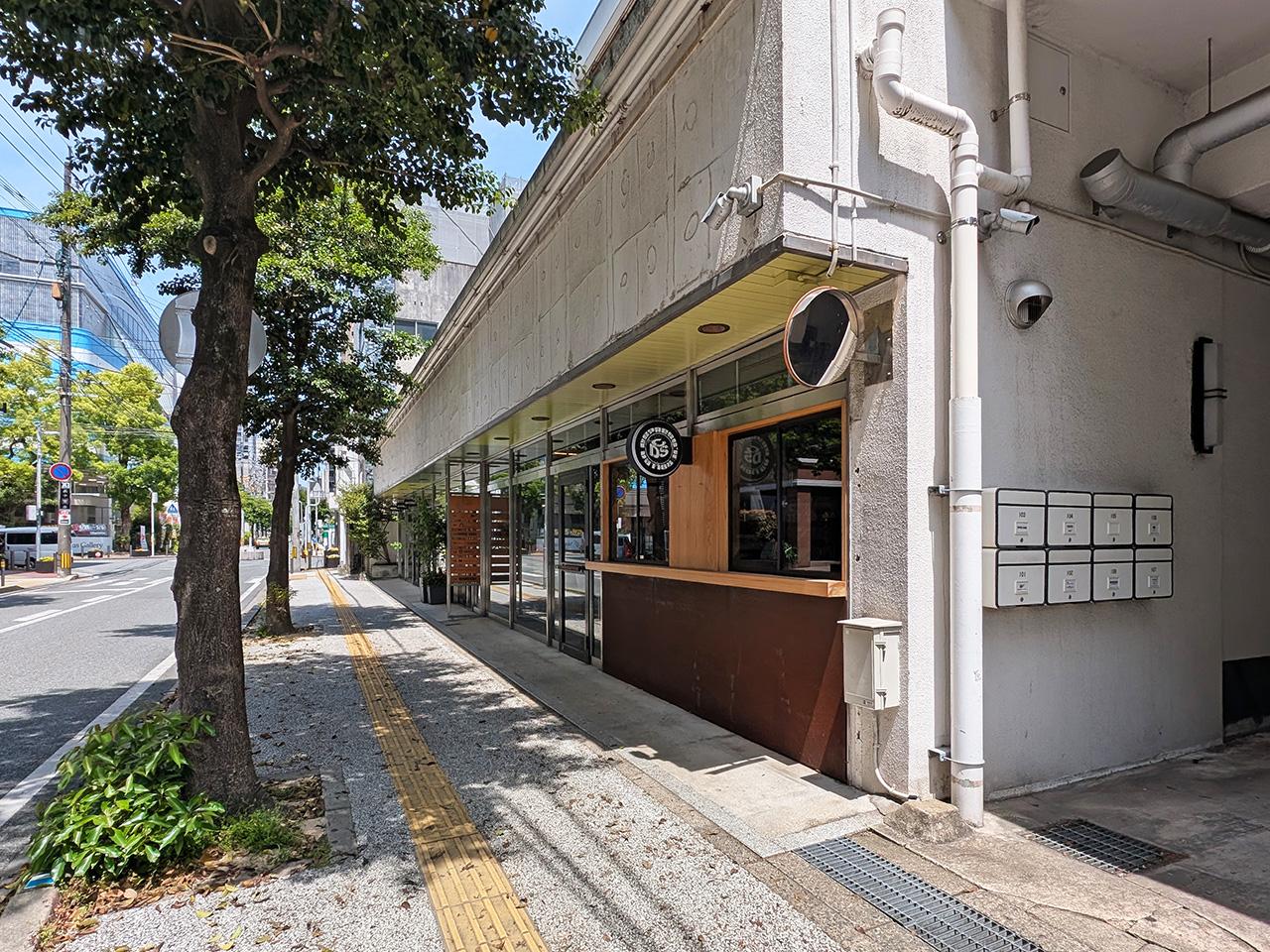 福岡市中央区清川の賃貸物件/低層階はオフィスやテナントが入居中。