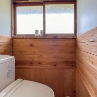 糸島市志摩師吉の賃貸物件/トイレは汲み取り式ですが、新しいものに変わっています。