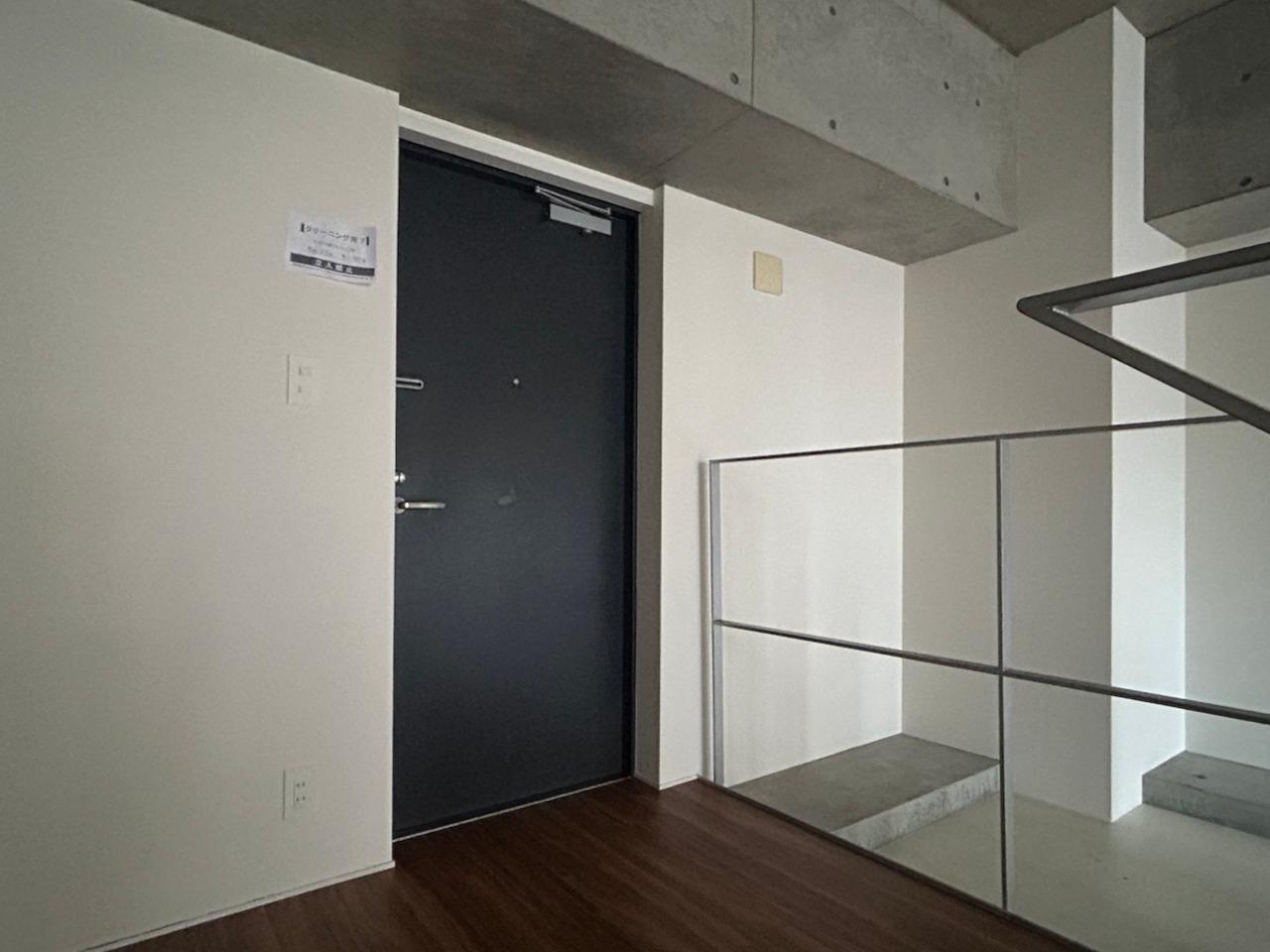 福岡市中央区警固の賃貸物件/ロフト部分に玄関があります。土間スペースはないので工夫が必要そう。
