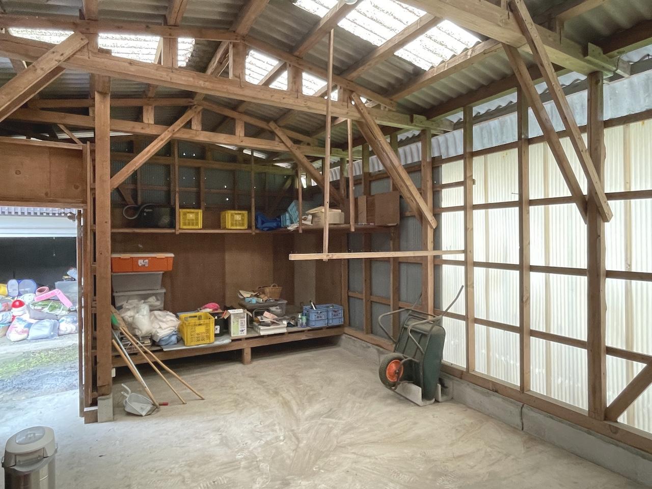 福岡県久留米市山本町の売買物件/こちらに置くのは、やはり農機具関係かな。
