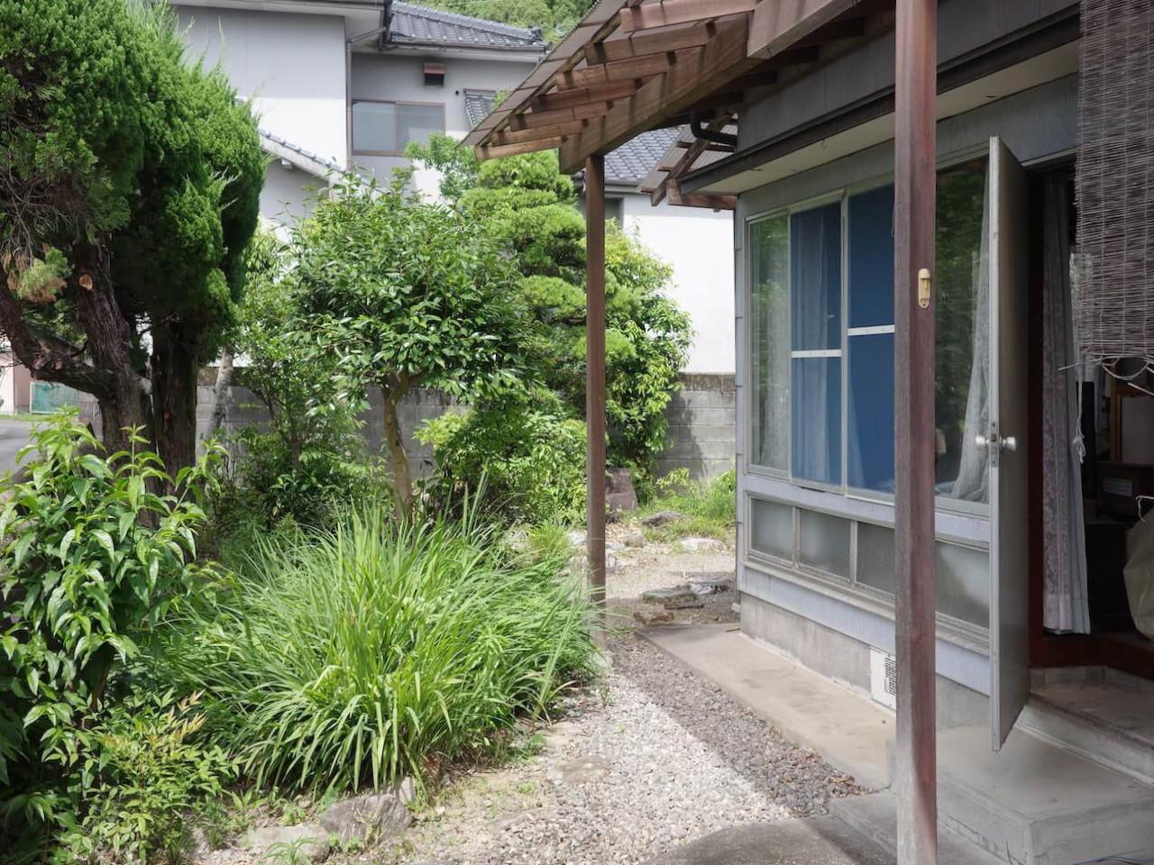 福岡県八女市黒木町本分の賃貸物件/ゆったりとした庭を囲む、どこか懐かしい古民家です。