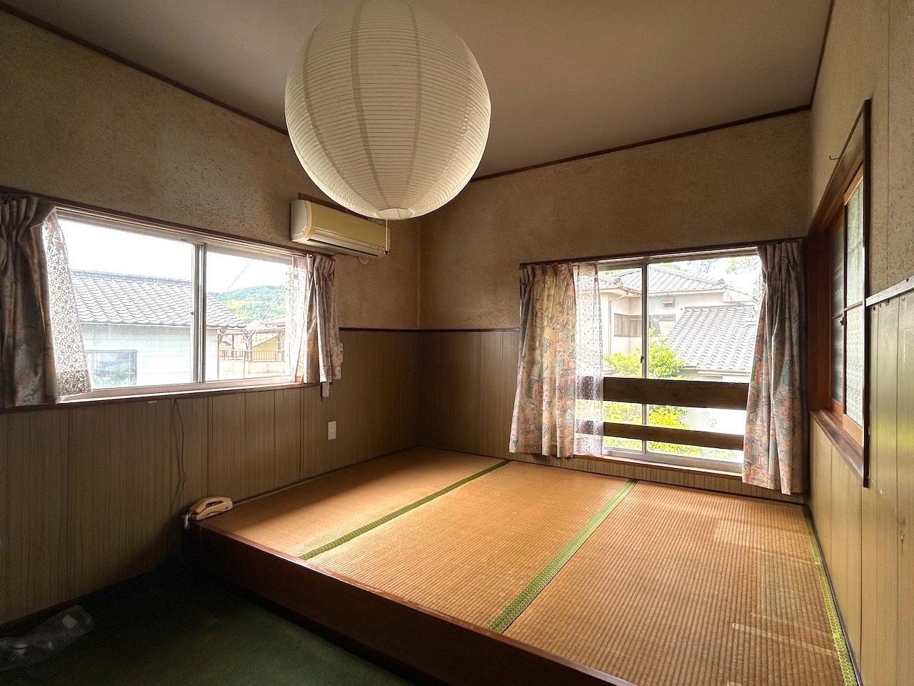 福岡県八女市黒木町本分の賃貸物件/2階の和室。
