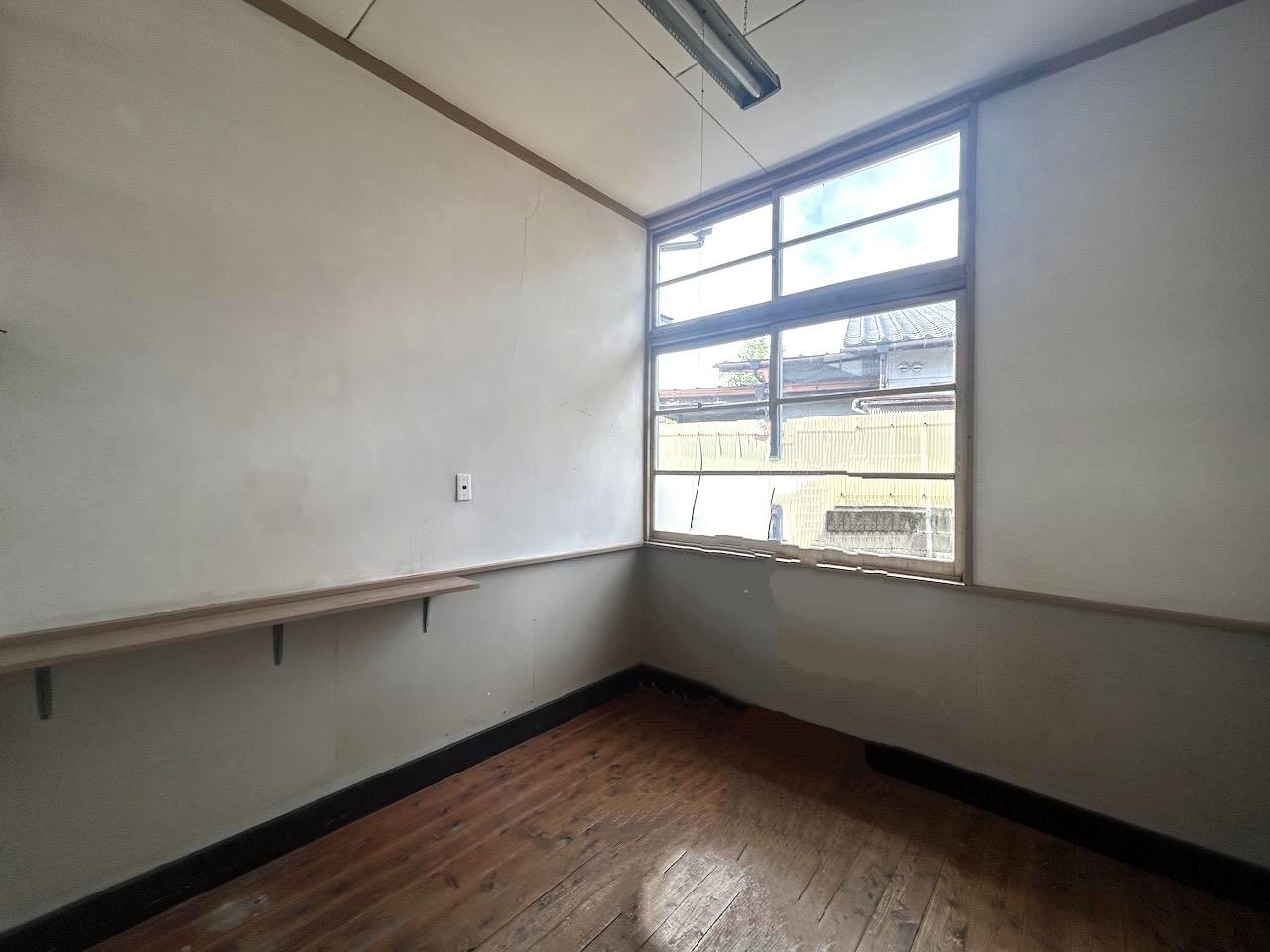 福岡県八女市黒木町本分の賃貸物件/部屋の形がシンプルなので、家具のレイアウト次第で色々な活用ができそう。