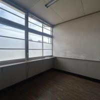 福岡県八女市黒木町本分の賃貸物件/【7号室】アクセサリー屋さん、器やさんの展示スペースとかいいなぁ。