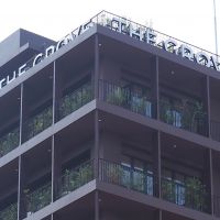 福岡市中央区六本松の賃貸物件/このかっこいい建物です。