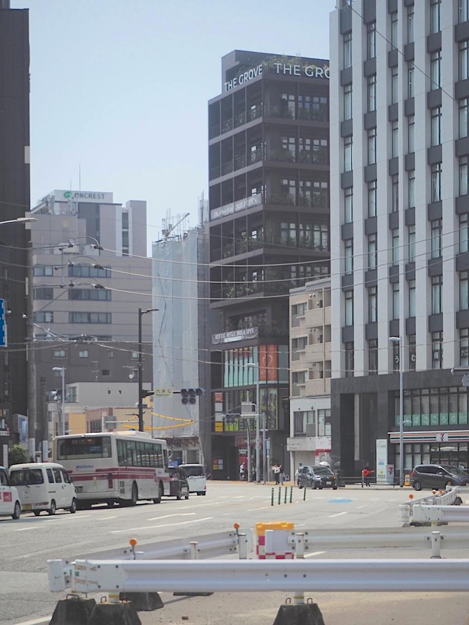 福岡市中央区六本松の賃貸物件/城南線から六本松方面に向かうと現れます。