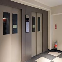 福岡市博多区博多駅前の賃貸物件/エレベーター2基は嬉しい！