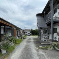 久留米市合川町の賃貸物件/建物目の前には、カフェが営業中。相乗効果を生み出してほしいです。