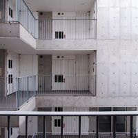 福岡市中央区唐人町の賃貸物件/コンクリート打ちっ放しの共用部