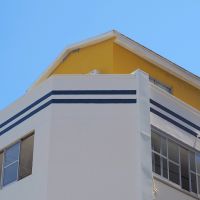 福岡市中央区天神の賃貸物件/どこか船っぽい外観。