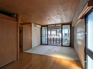 福岡市東区馬出の賃貸物件/光と素材のMIXルーム
