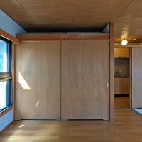 福岡市東区馬出の賃貸物件/どーん！と押し入れのような収納。ドアも木製。